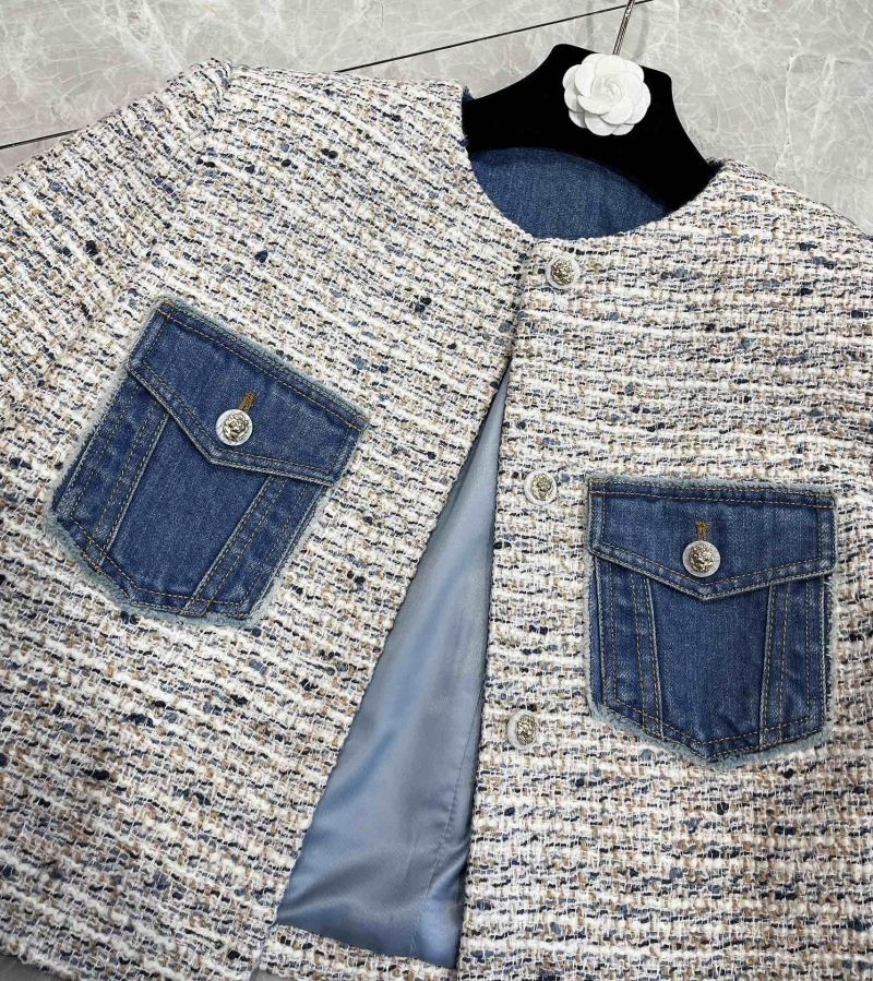 Ch**el outwear